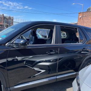 HONDA PILOT EX-L W/REAR CAPTAIN'S CHAIRS - 4