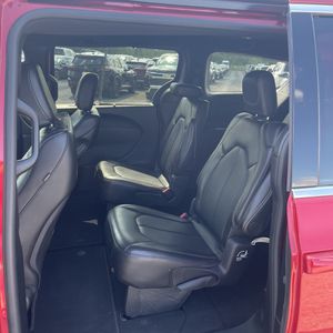 2025 Chrysler PACIFICA SELECT 缩略图 33