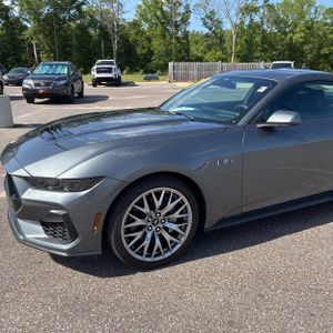 FORD MUSTANG GT PREMIUM - 2