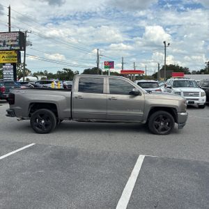 2017 Chevrolet SILVERADO 1500 LT Z71 照片 10