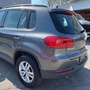 VOLKSWAGEN TIGUAN 2.0T S 4MOTION - 6