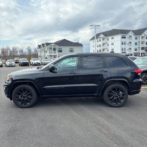 JEEP GRAND CHEROKEE - 3