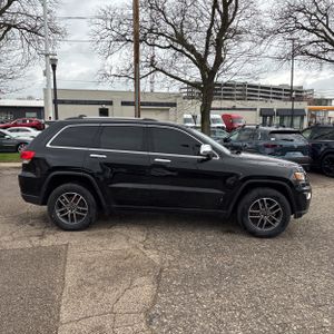 JEEP GRAND CHEROKEE LIMITED - 10