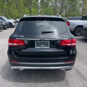 MERCEDES-BENZ GLC - 7