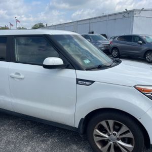 2016 KIA SOUL + 照片 13