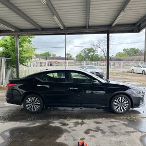 NISSAN ALTIMA SV FWD - 10