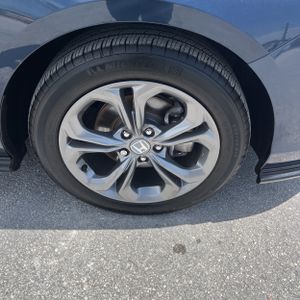 صورة مصغرة 20 لـ 2024 Honda ACCORD EX