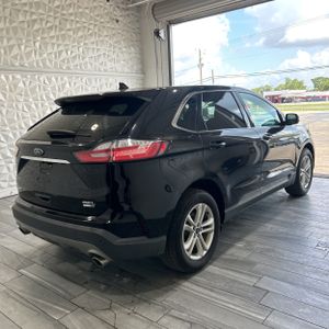 FORD EDGE SEL - 7
