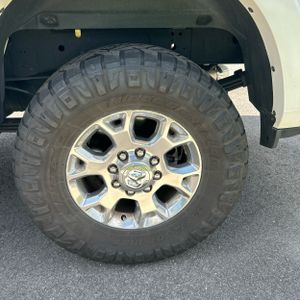 2022 RAM 3500 LARAMIE 照片 18