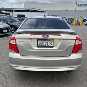 FORD FUSION SE - 7