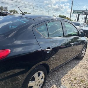 صورة 8 لـ 2016 Nissan VERSA S
