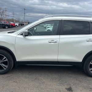 NISSAN ROGUE SV - 4