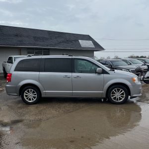 DODGE GRAND CARAVAN SXT - 10