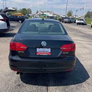 VOLKSWAGEN JETTA SE - 7