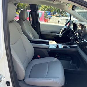 صورة مصغرة 30 لـ 2026 Toyota SIENNA XLE 8-PASSENGER
