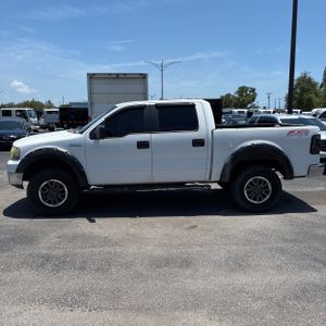 2005 FORD F-150 XLT photo 3