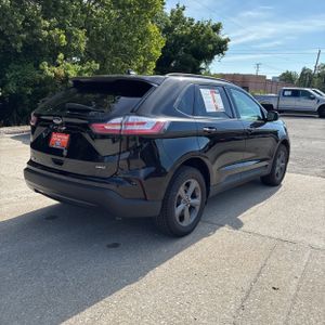 FORD EDGE SEL - 8