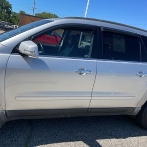 2010 Chevrolet TRAVERSE LT 照片 4