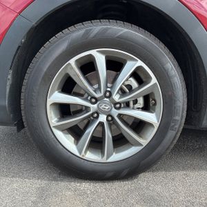صورة 17 لـ 2017 Hyundai SANTA FE SE