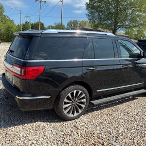 LINCOLN NAVIGATOR RESERVE - 8