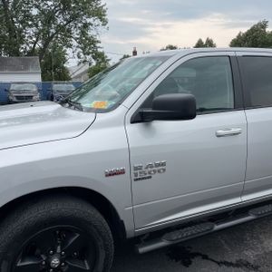 2019 RAM 1500 CLASSIC SLT — фото 2