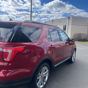 FORD EXPLORER XLT - 9