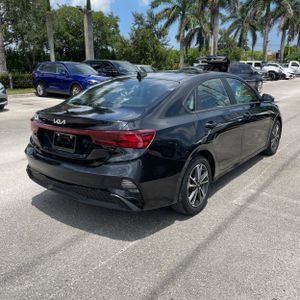 2024 KIA FORTE LXS 照片 8