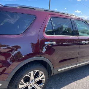 FORD EXPLORER LIMITED - 9