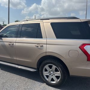 2020 FORD EXPEDITION XLT — фото 6