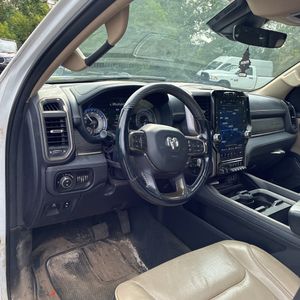 2020 RAM 1500 LIMITED 照片 33