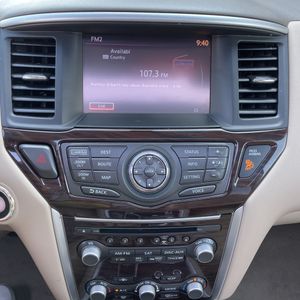 2015 Nissan PATHFINDER PLATINUM — миниатюра 35