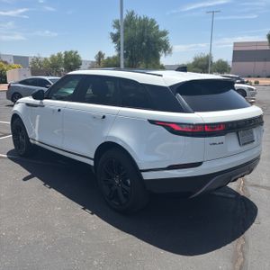 صورة 5 لـ 2023 LAND Rover RANGE ROVER VELAR P250 R-DYNAMIC S