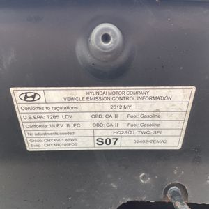 2012 Hyundai ELANTRA GLS — миниатюра 46