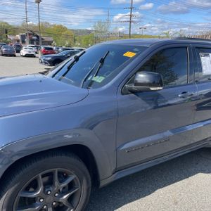 JEEP GRAND CHEROKEE LIMITED X - 2