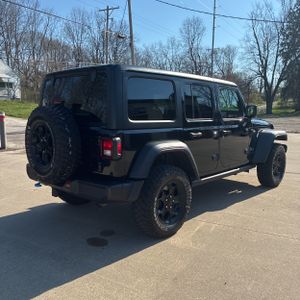 JEEP WRANGLER WILLYS 4XE - 8