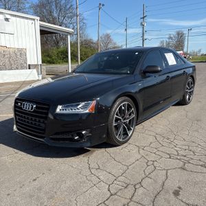 AUDI S8 4.0T PLUS - 1