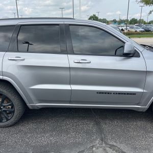 2019 JEEP GRAND CHEROKEE ALTITUDE — фото 11
