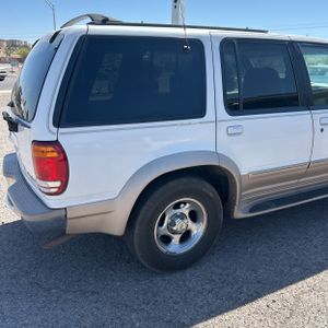 FORD EXPLORER EDDIE BAUER - 9