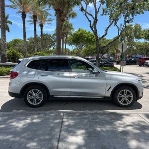 صورة 10 لـ 2020 BMW X3 SDRIVE30I
