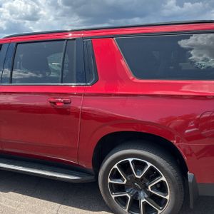 CHEVROLET SUBURBAN RST - 6