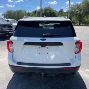 FORD EXPLORER XLT - 7