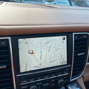 2011 Porsche PANAMERA 4 缩略图 38