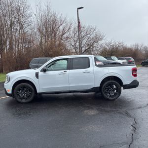 FORD MAVERICK LARIAT - 3