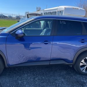 NISSAN ROGUE SV - 4