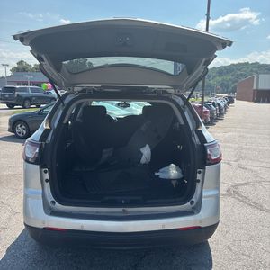 2015 Chevrolet TRAVERSE LT — миниатюра 38