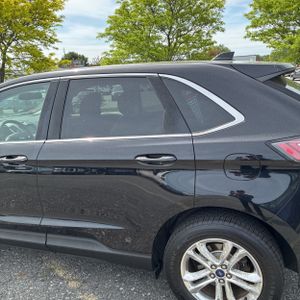 FORD EDGE SEL - 6