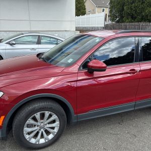 VOLKSWAGEN TIGUAN S 4MOTION - 2