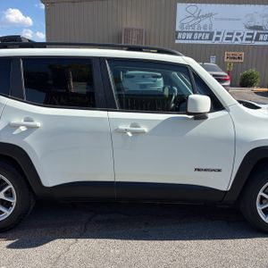 صورة مصغرة 11 لـ 2020 JEEP RENEGADE LATITUDE