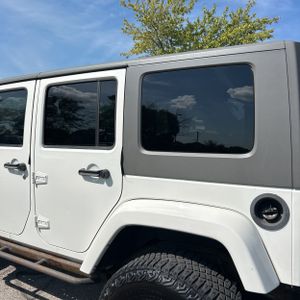 صورة 5 لـ 2010 JEEP WRANGLER UNLIMITED SAHARA