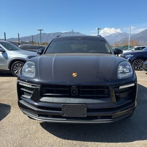 2022 Porsche MACAN BASE — фото 14